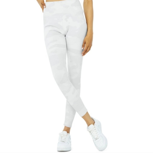 ALO Yoga Pants - Alo Yoga High-Waist Vapor Legging - XS